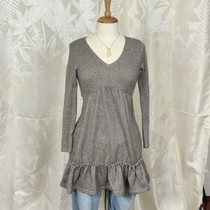 Discreet Y2K style women's gray babydoll long sleeve v-neck tunic dress M